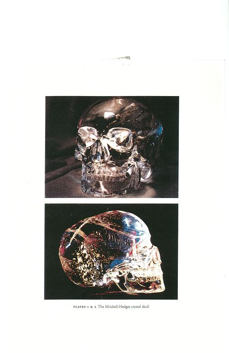 Le crâne de cristal