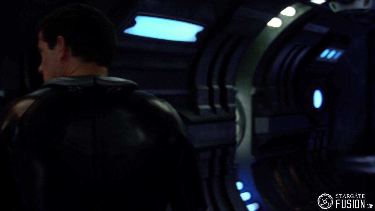 Premier contact