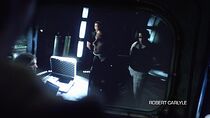 Premier contact
