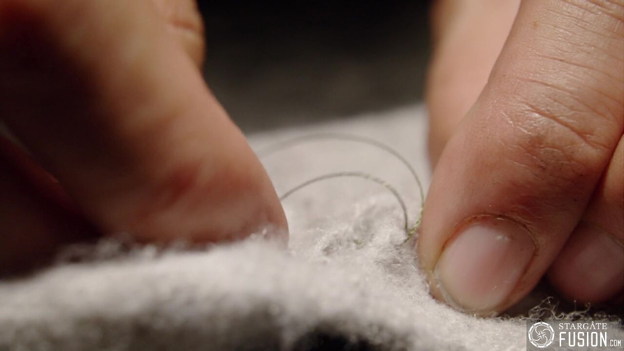 Premier contact