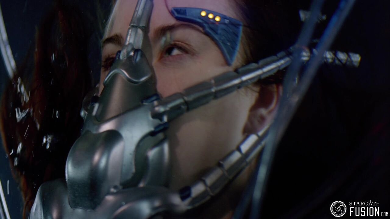 Premier contact