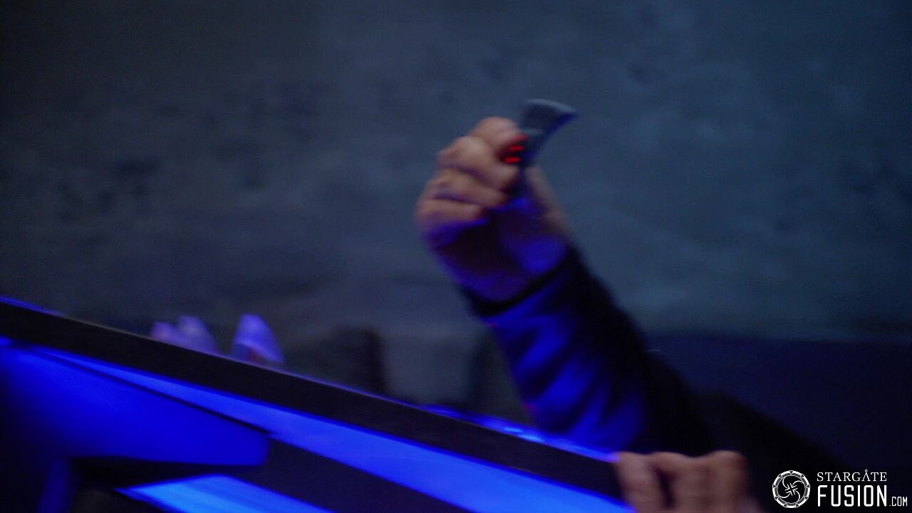 Premier contact