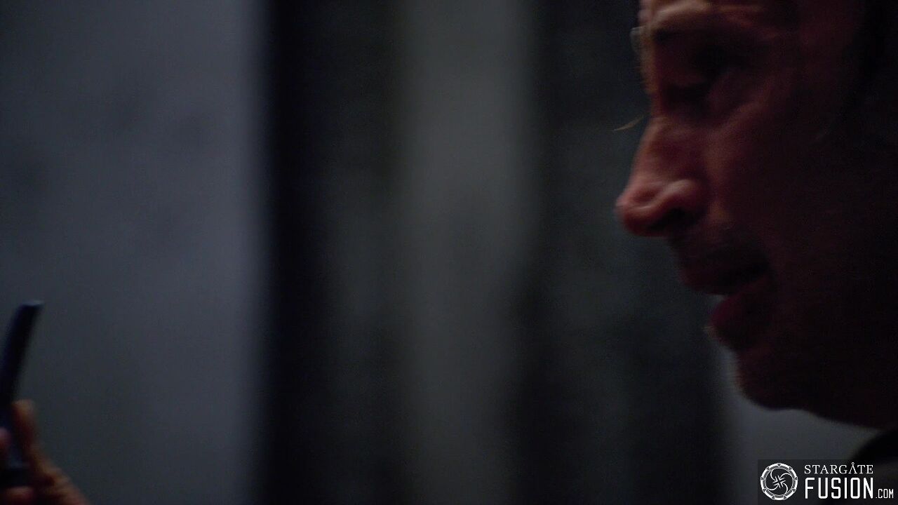 Premier contact