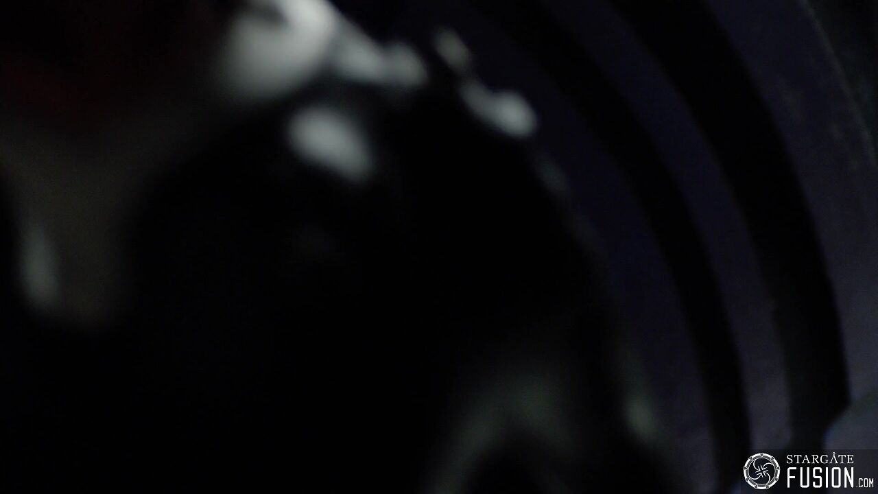 Premier contact