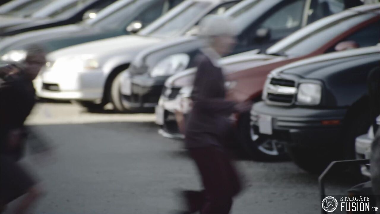 De part et d'autre