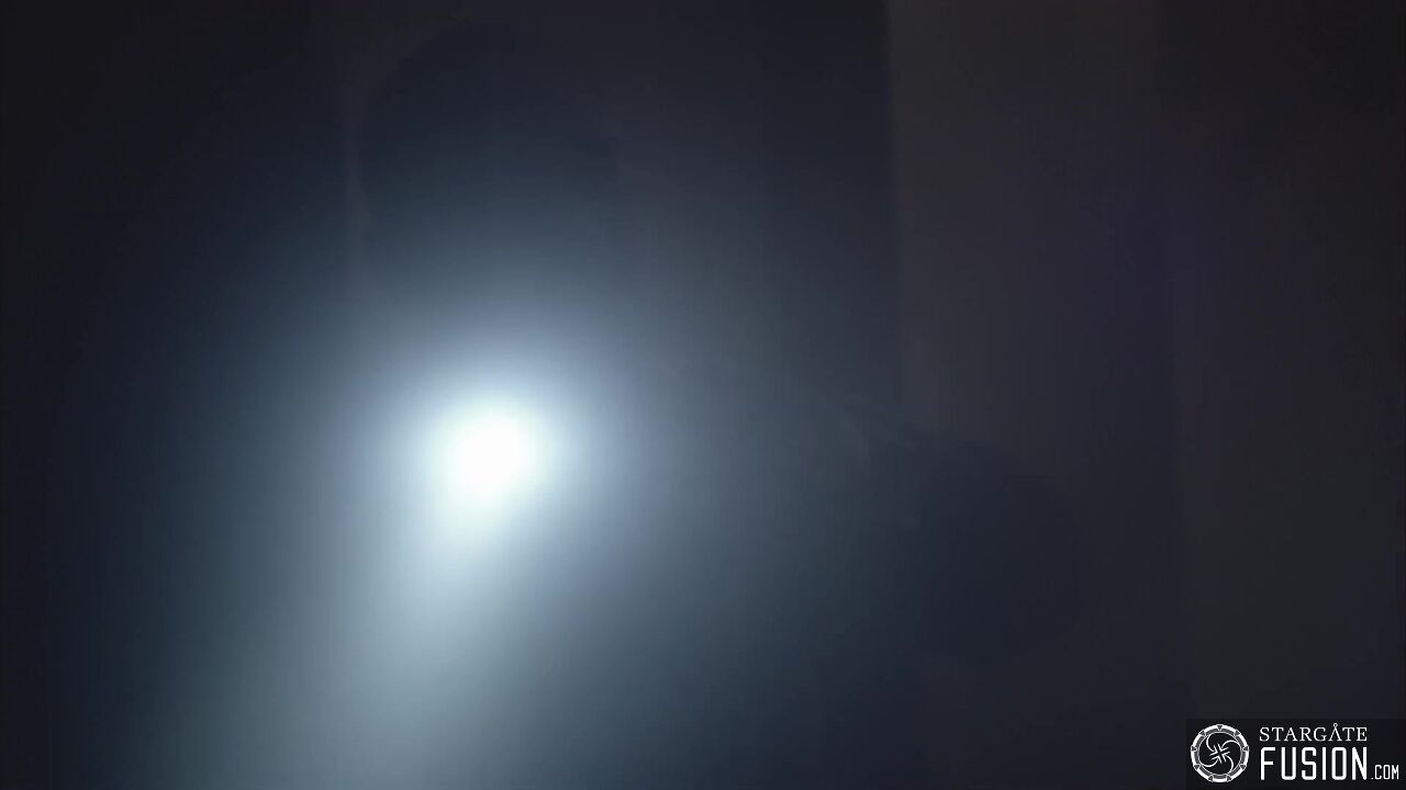 De part et d'autre