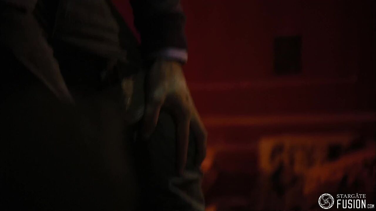 De part et d'autre