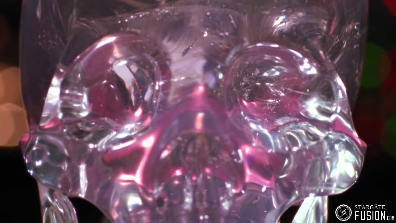 Le crâne de cristal