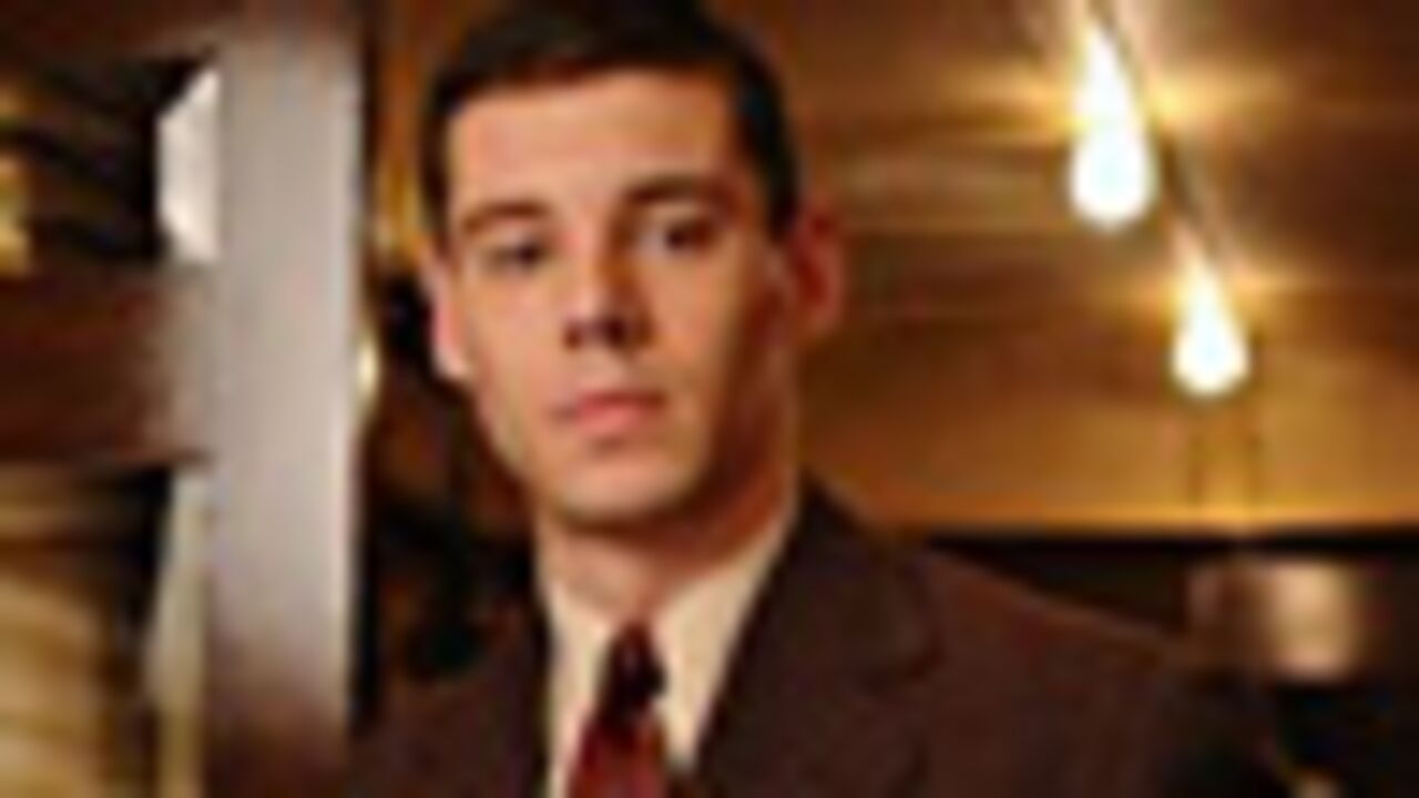 Brian J. Smith : de SGU à l'Orient Express