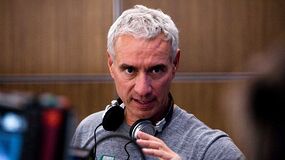Roland Emmerich nous parle de la saga Stargate à la télé