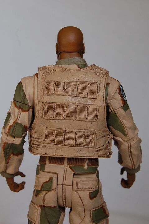 Diamond Select Toys - Teal'c « tenue désert » - Série 4