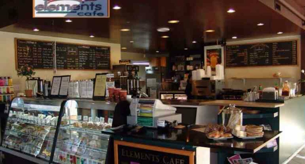 Elements Café