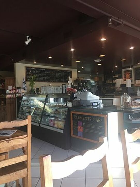 Elements Café