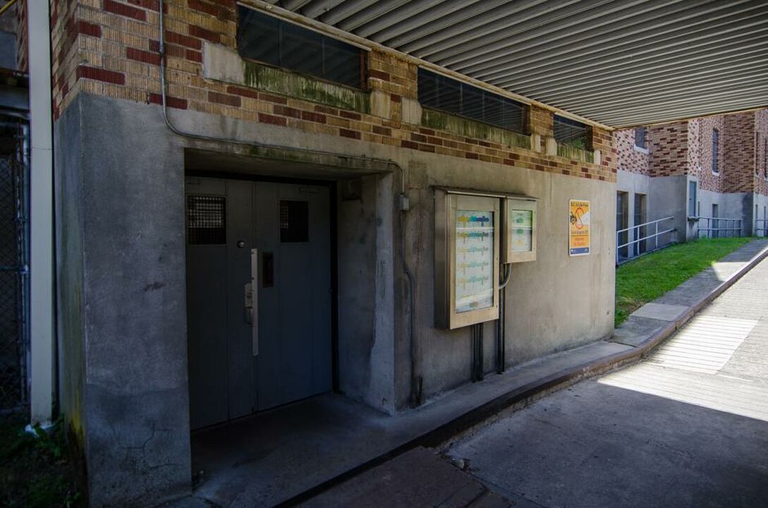 Crease Clinic (Riverview Hospital)