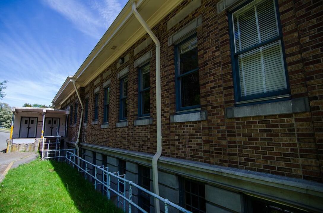 Crease Clinic (Riverview Hospital)