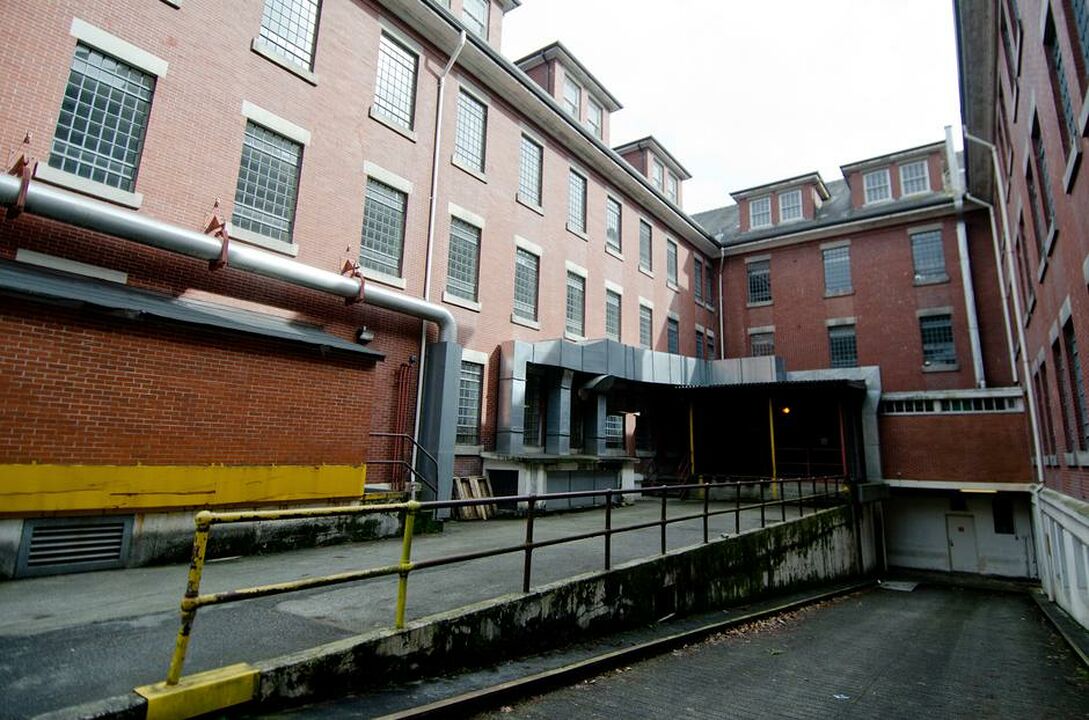 Riverview Hospital