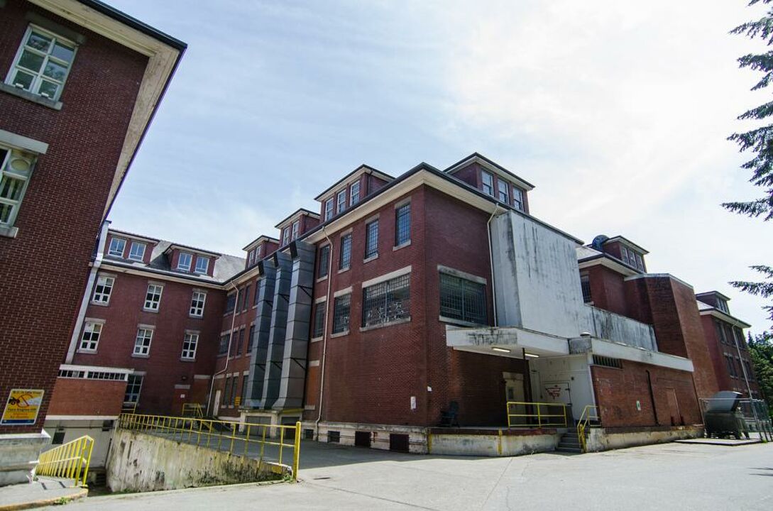 Riverview Hospital