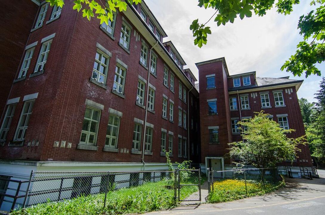 Riverview Hospital