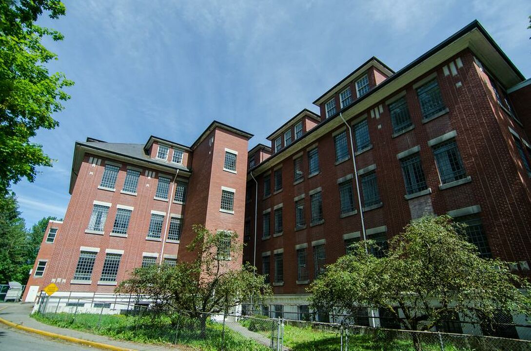 Riverview Hospital