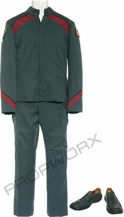Uniforme Woolsey (saison 5)