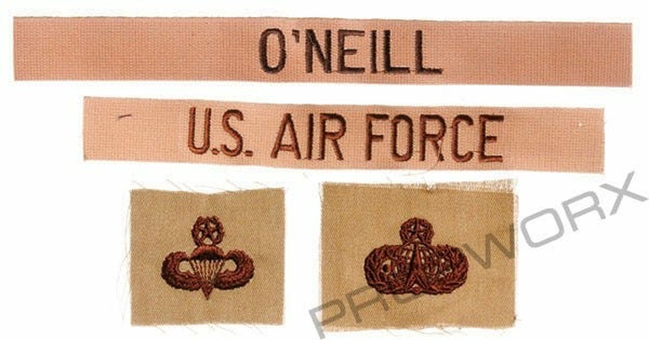 Ecussons du général O'Neill