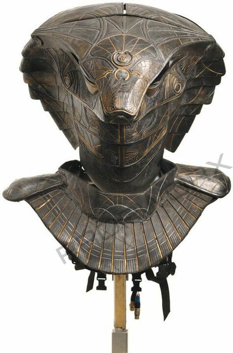 Casque de garde Serpent