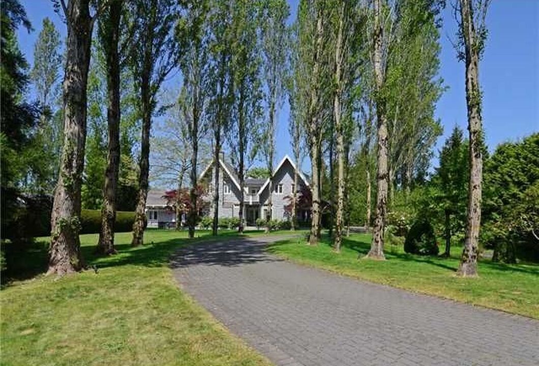 Private Home (6975 Balaclava Street)