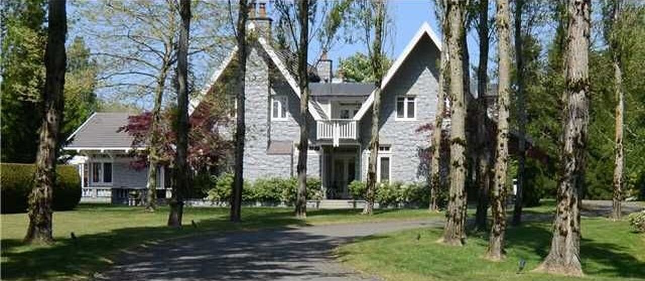 Private Home (6975 Balaclava Street)
