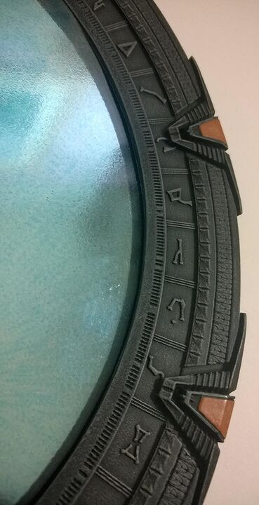 Quantum Mechanix - Stargate SG-1 Replica Mirror