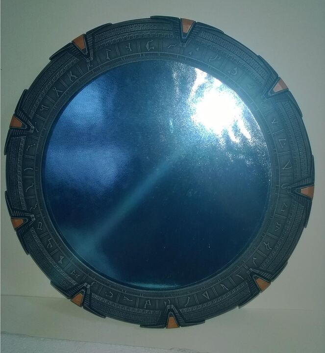 Quantum Mechanix - Stargate SG-1 Replica Mirror