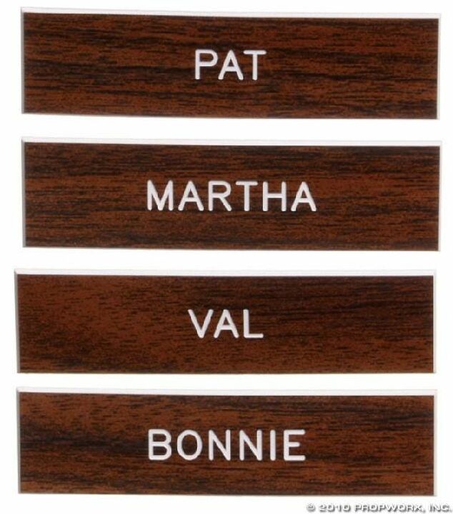 Plaques patronymes du Sol's Diner