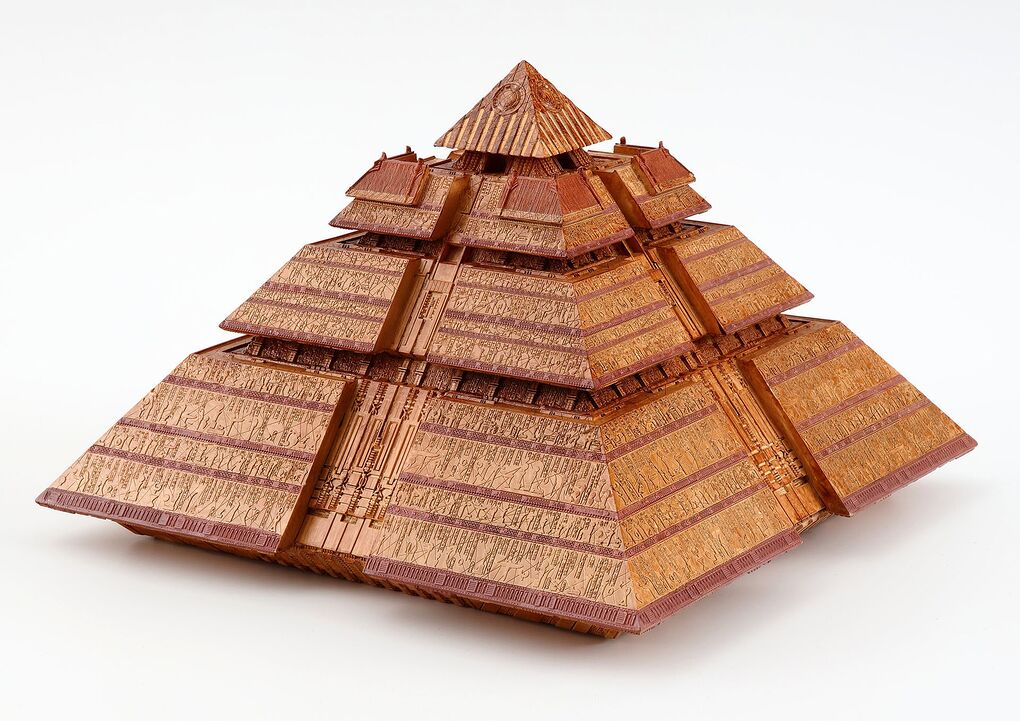 Master Replicas - Pyramide de Ra
