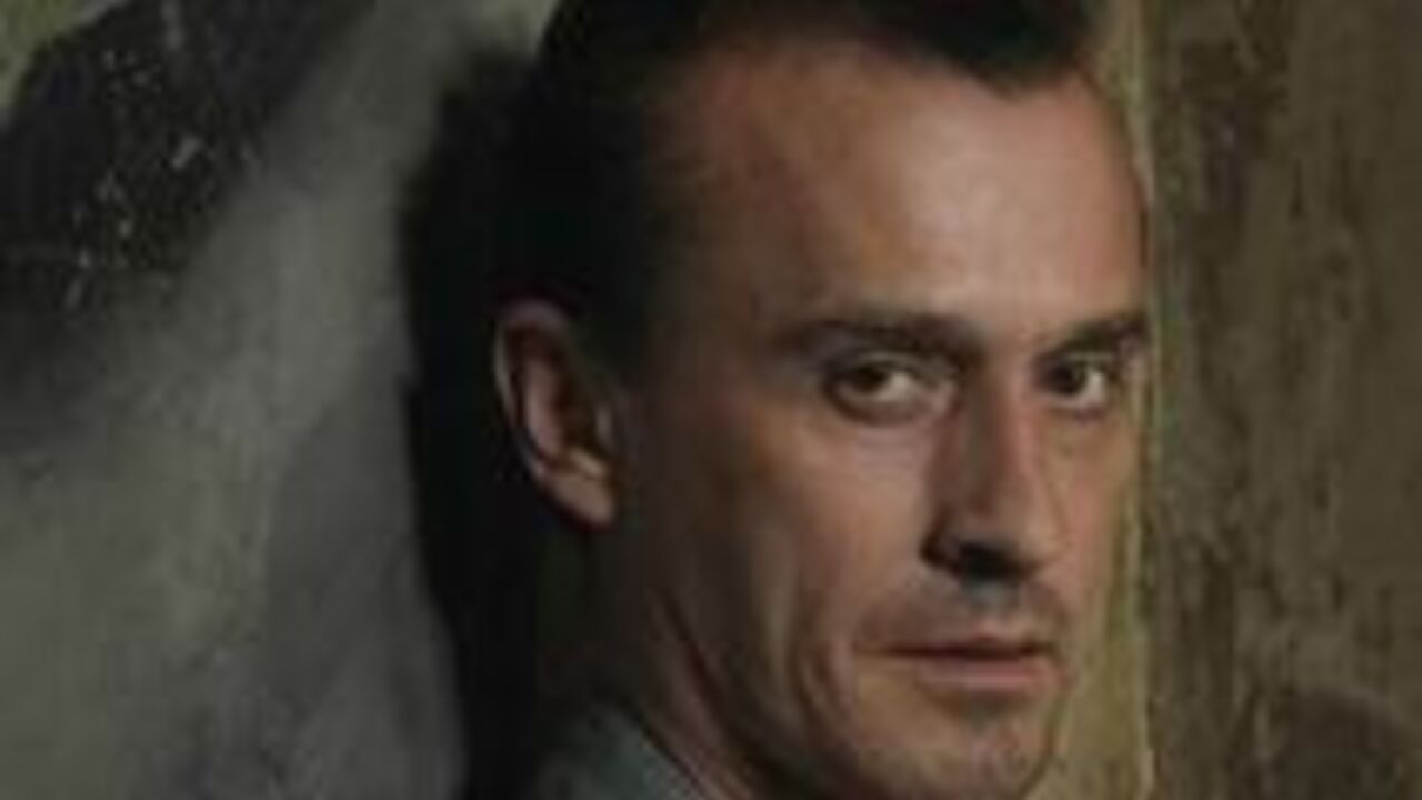 Robert Knepper