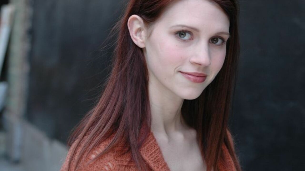 Julie McNiven